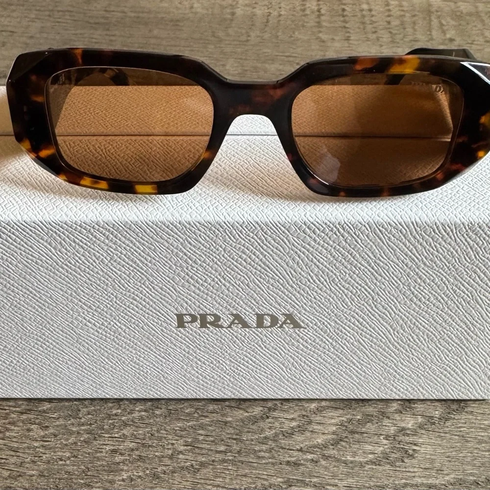 Prada Tortoise/Dark Brown Sunglasses, NEW